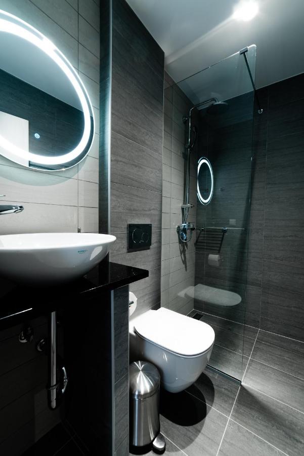 Athena Center Apartment